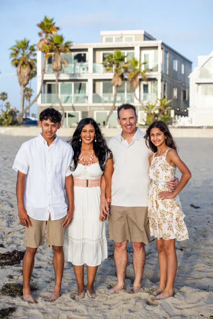 Family Photographer in Mission Beach | New Mexico Family’s Return to the Sand family photographer mission beach 2